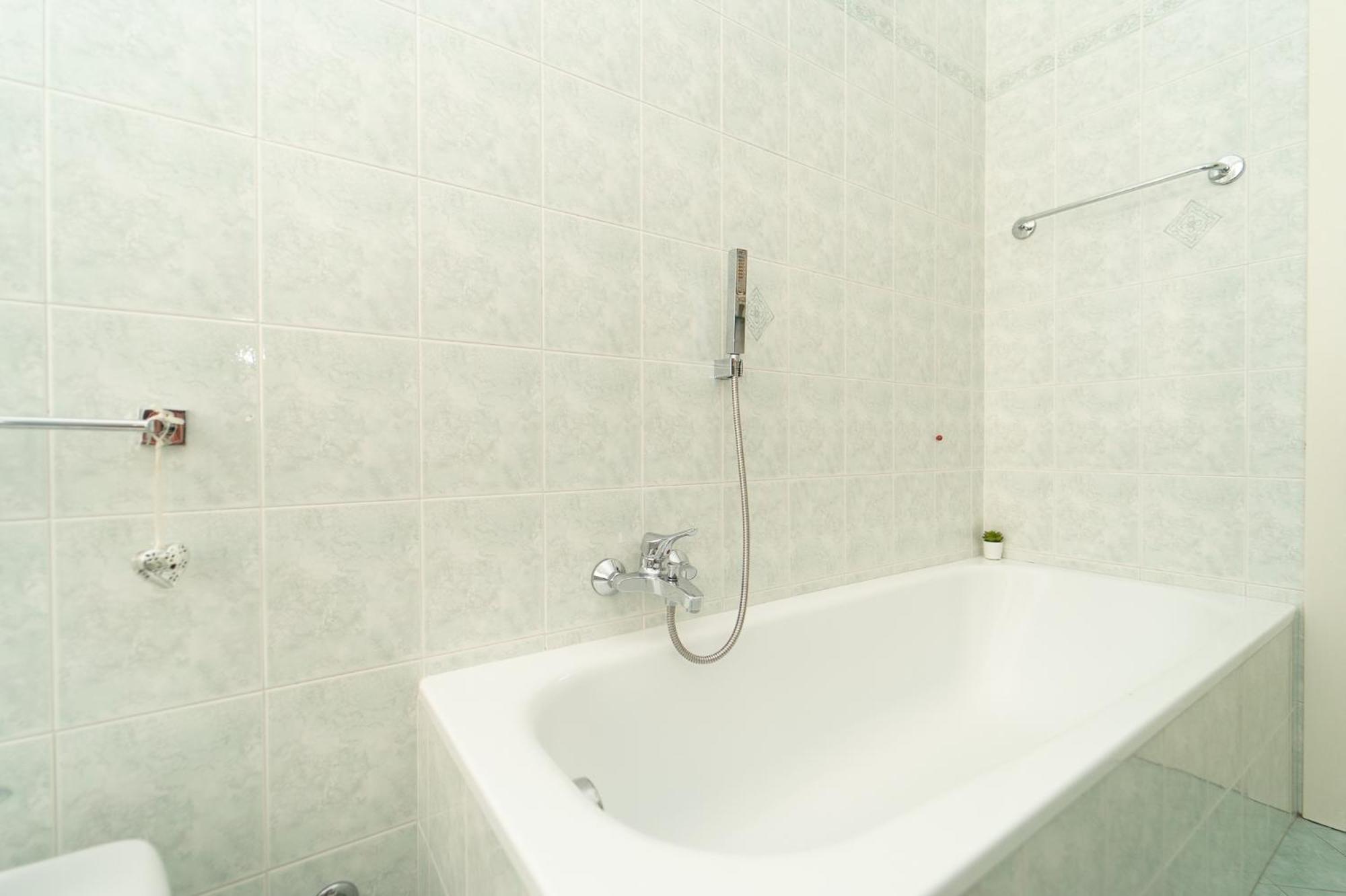 Appartamento Esclusivo Fronte Lago, In Centro A Como Con Garage Eksteriør billede
